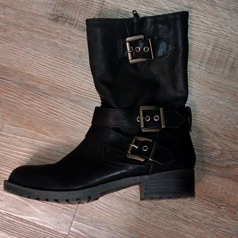 Women's Boots